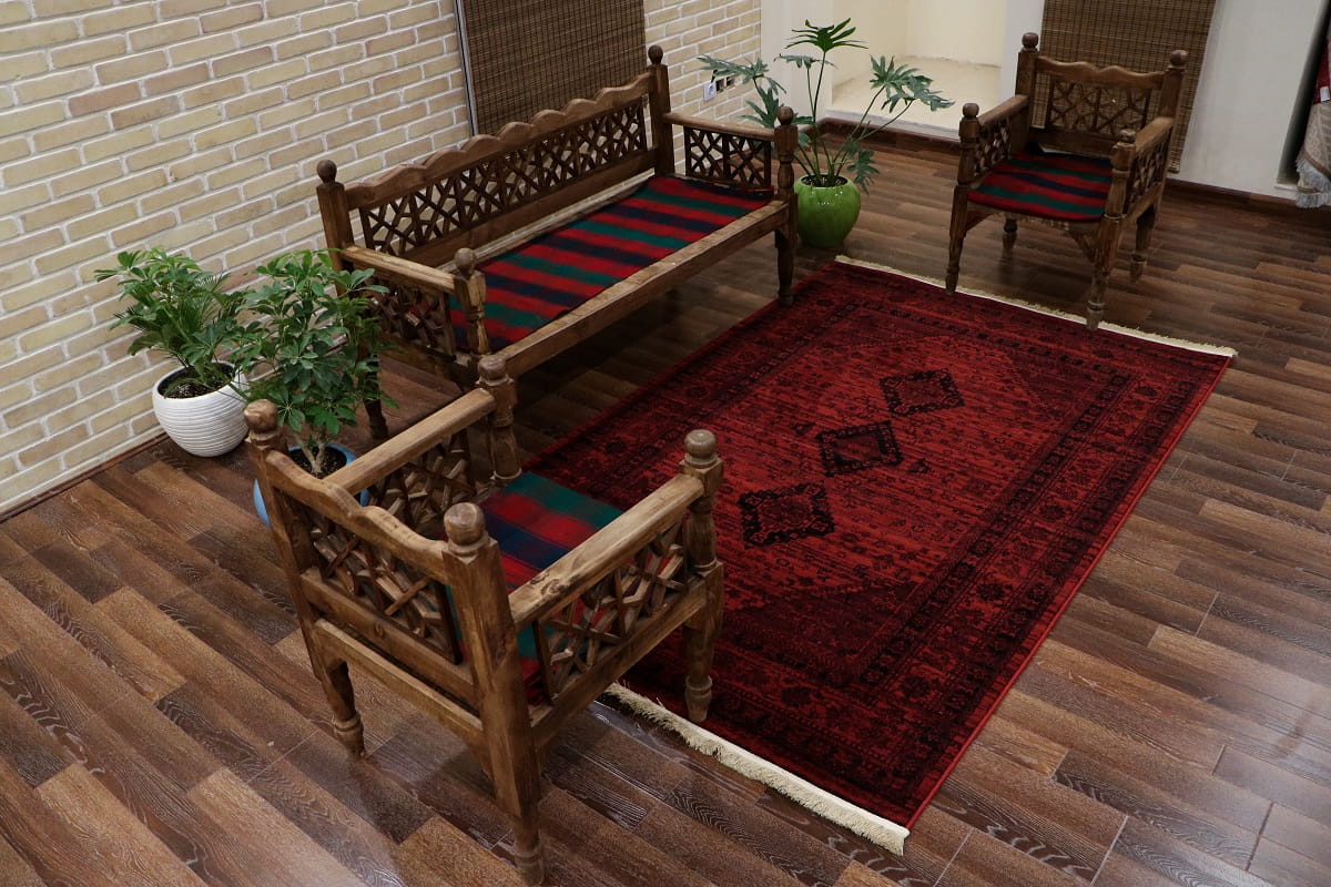 فرش گبه کد 600620 زمینه لاکی- قرمز
